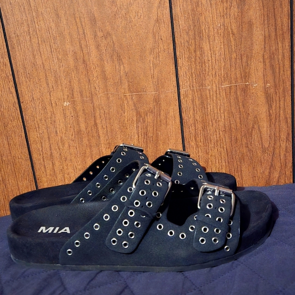 MIA Brooklyn Sandals